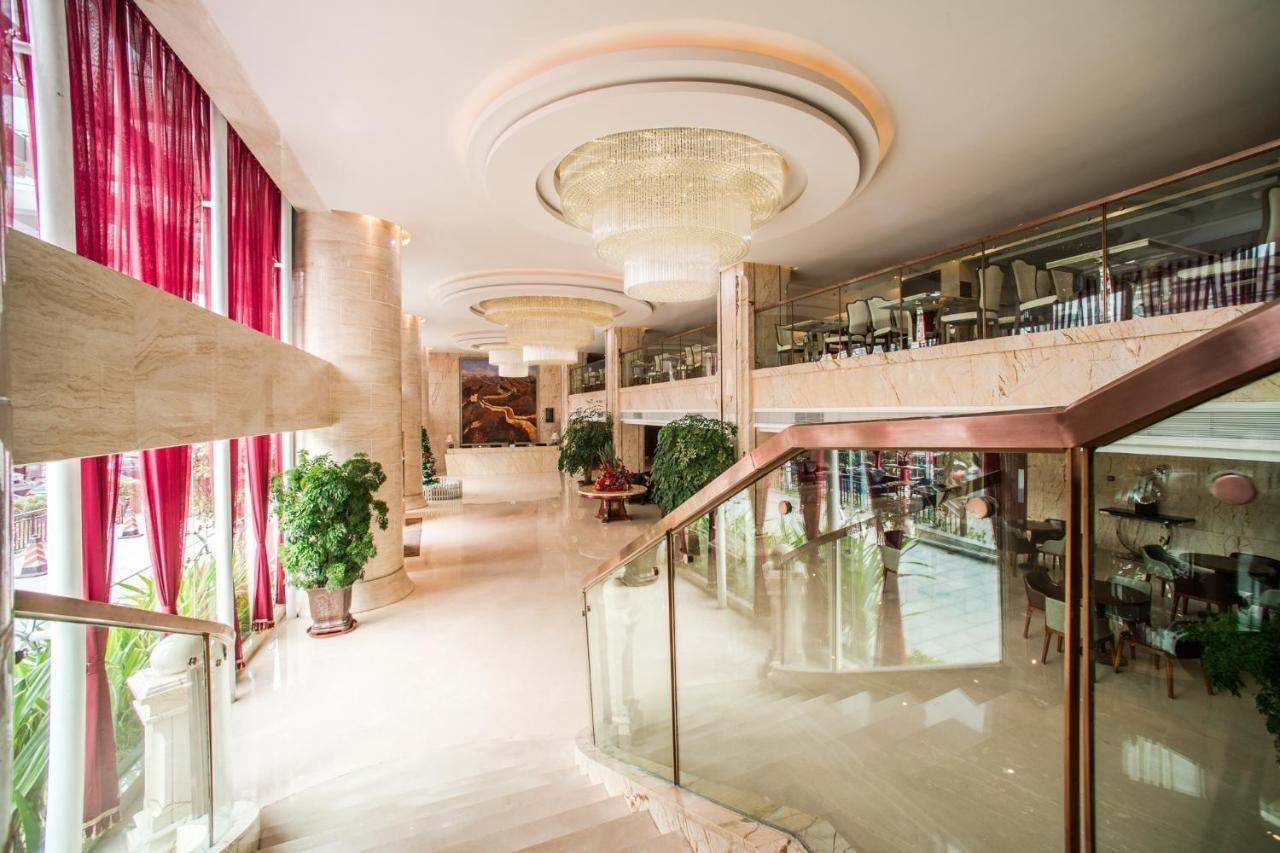 Guangzhou Jin Wan Li Business Hotel Екстериор снимка