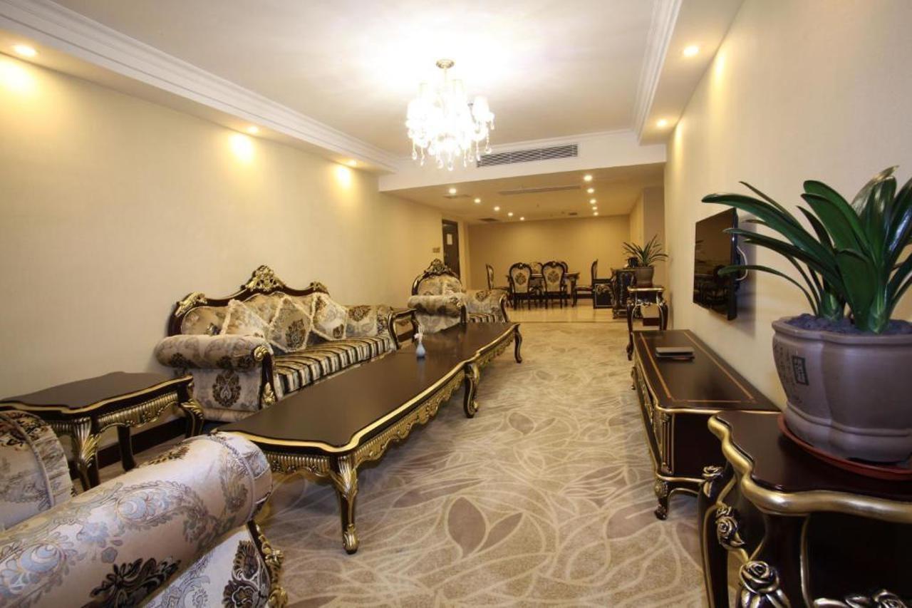 Guangzhou Jin Wan Li Business Hotel Екстериор снимка