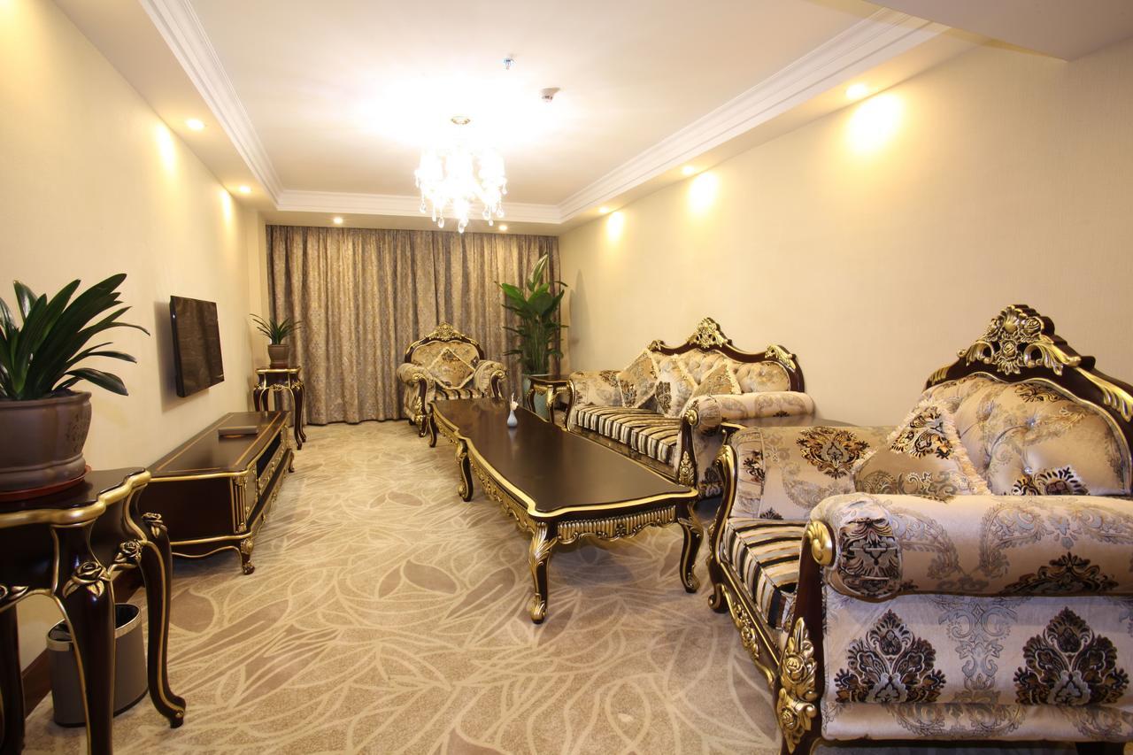 Guangzhou Jin Wan Li Business Hotel Екстериор снимка