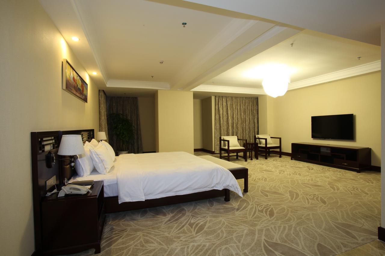 Guangzhou Jin Wan Li Business Hotel Екстериор снимка