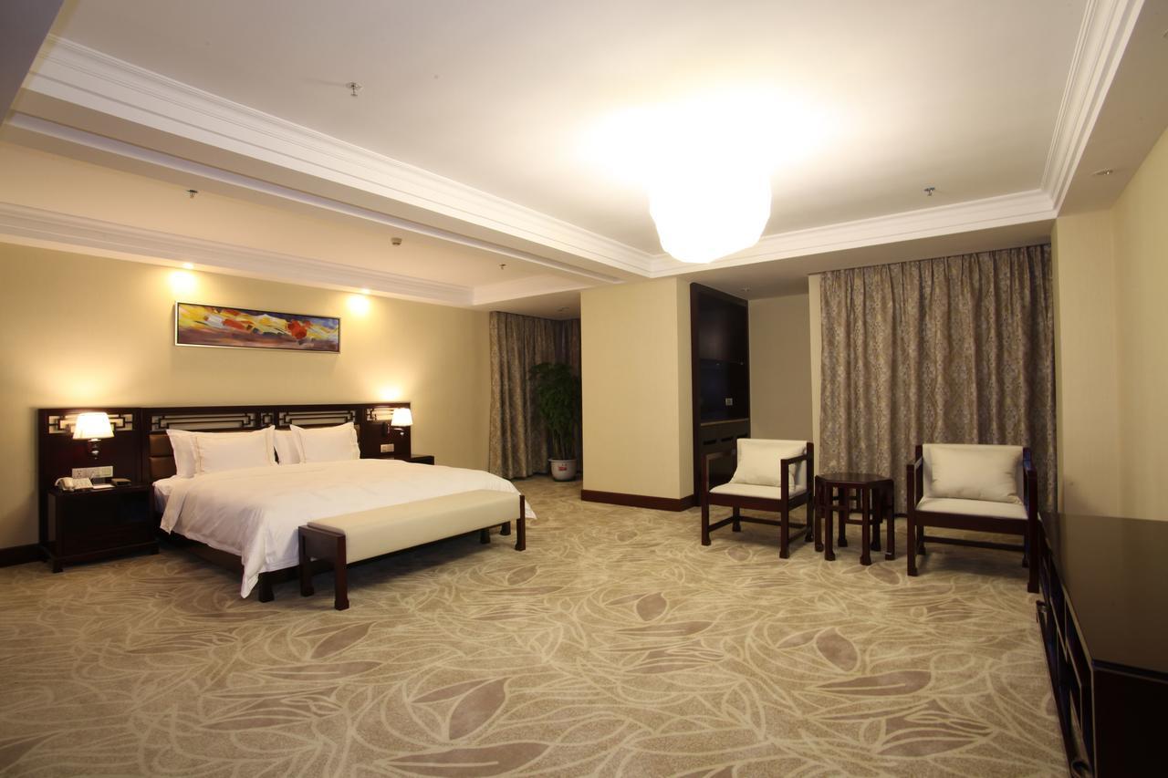 Guangzhou Jin Wan Li Business Hotel Екстериор снимка