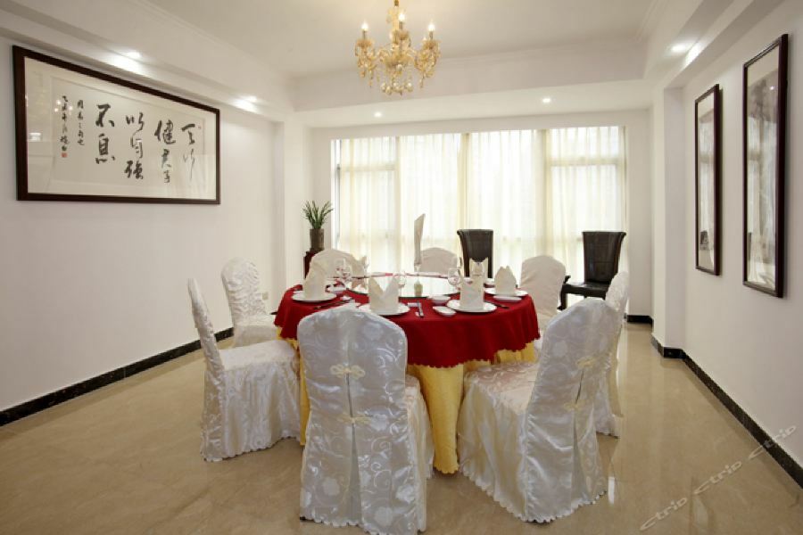 Guangzhou Jin Wan Li Business Hotel Екстериор снимка