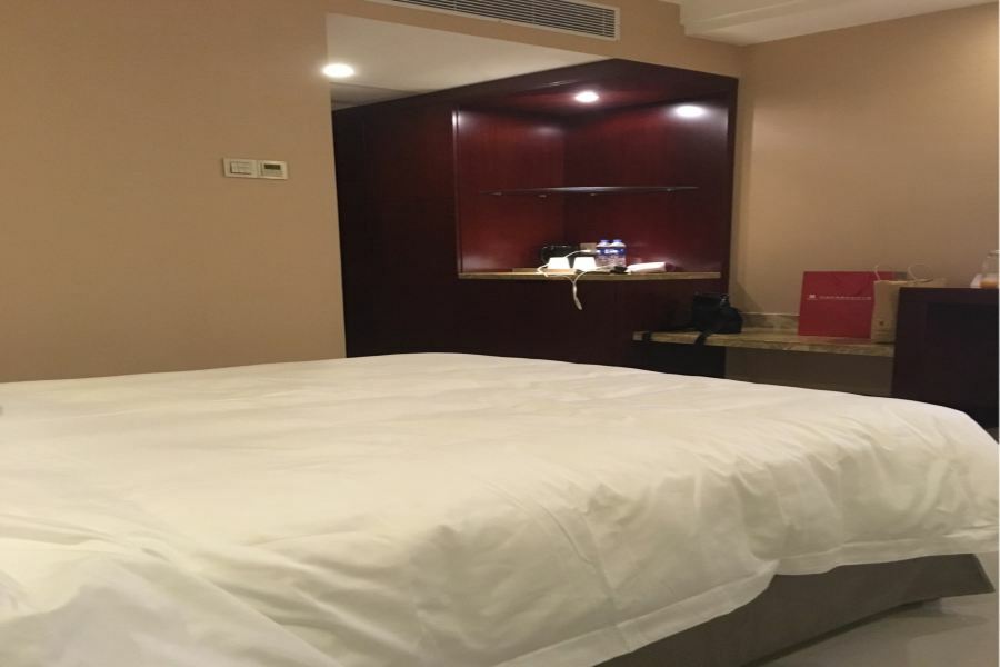 Guangzhou Jin Wan Li Business Hotel Екстериор снимка